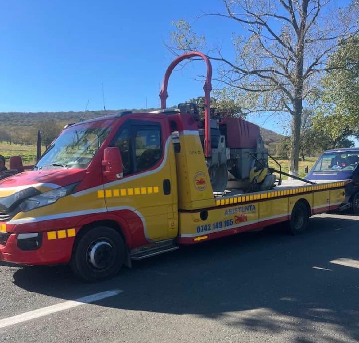 https://tractariautotulceanonstop.ro/wp-content/uploads/2025/10/484733098_1641153099823682_2918923292406331762_n.jpg